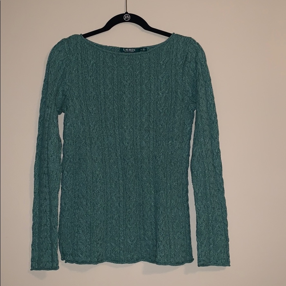 Gorgeous green knit sweater!